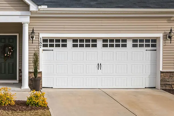 9100 Series Insulated Steel Garage Door